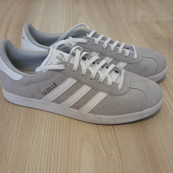 Adidas Gazelle Light Gray and White Sneakers EUC - Picture 1 of 8
